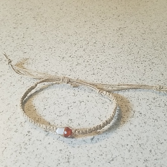 Hemp Anklet with mushroom pendant - Picture 8 of 8